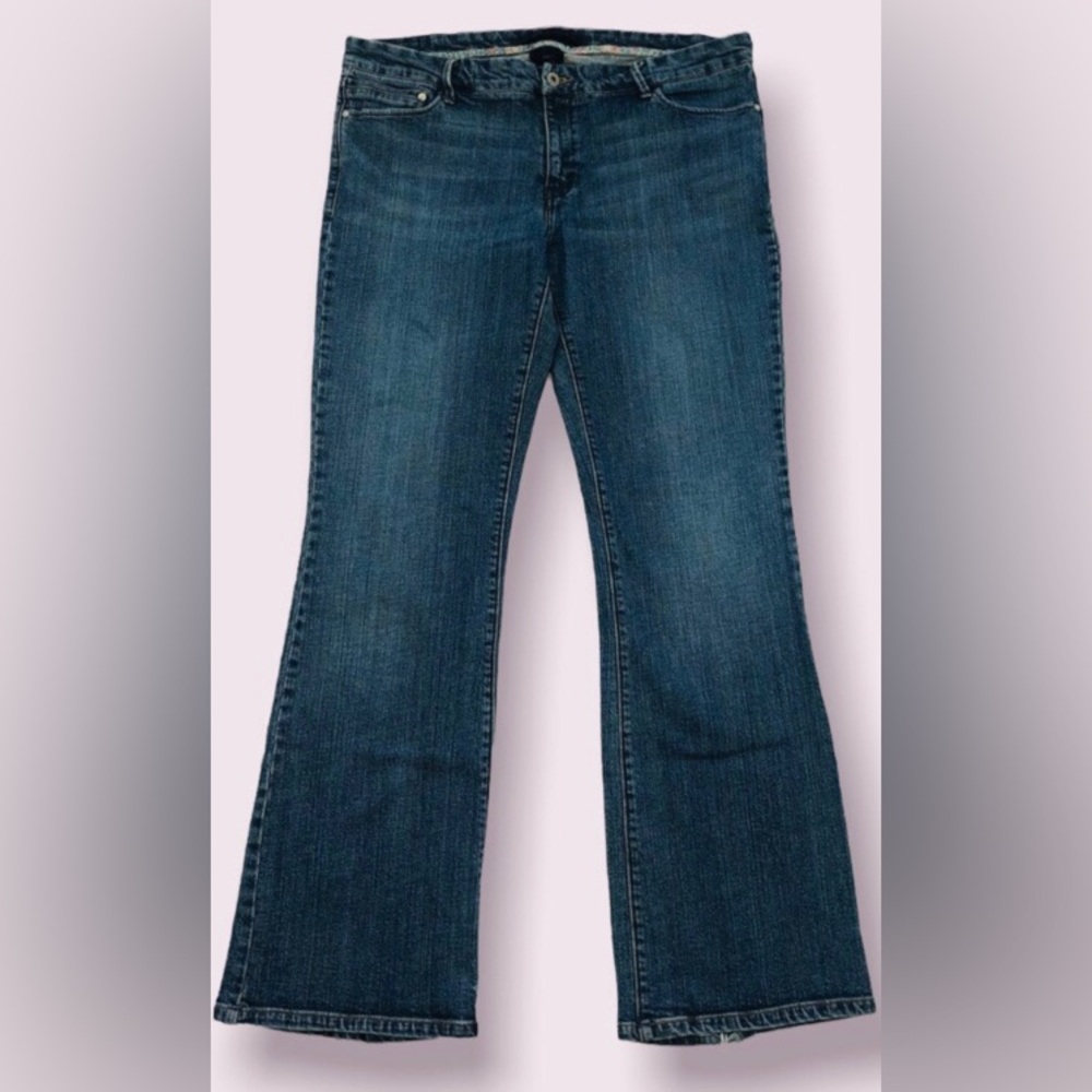 Levi’s, 547 Platinum Flare, Size 16 Medium